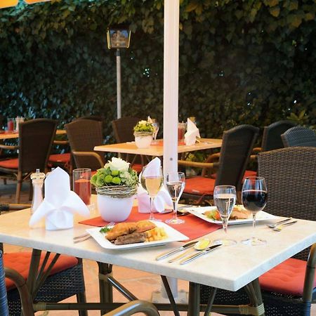 Hotel & Restaurant Hugenottengarten Friedrichsdorf Dış mekan fotoğraf