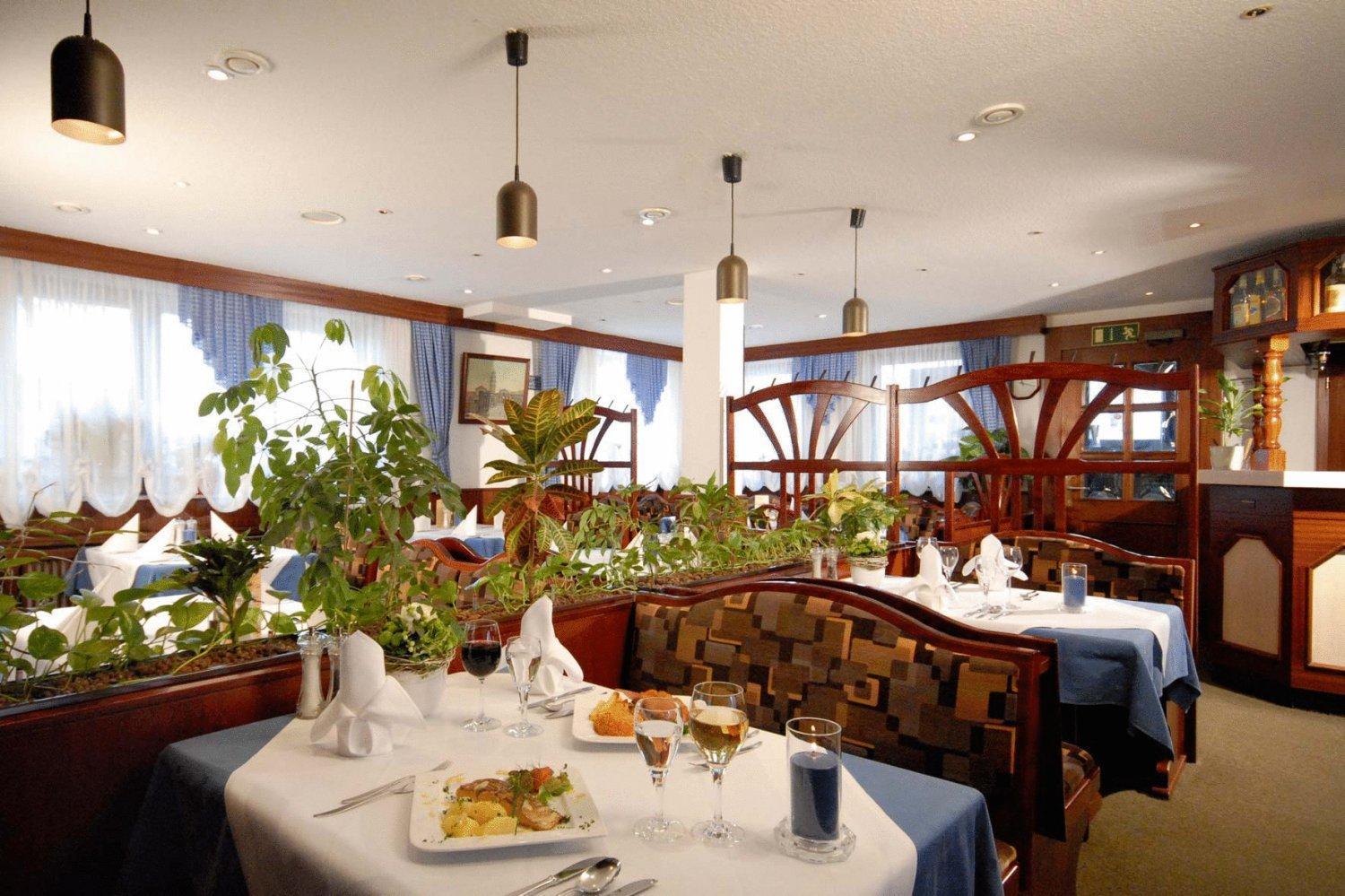 Hotel & Restaurant Hugenottengarten Friedrichsdorf Dış mekan fotoğraf
