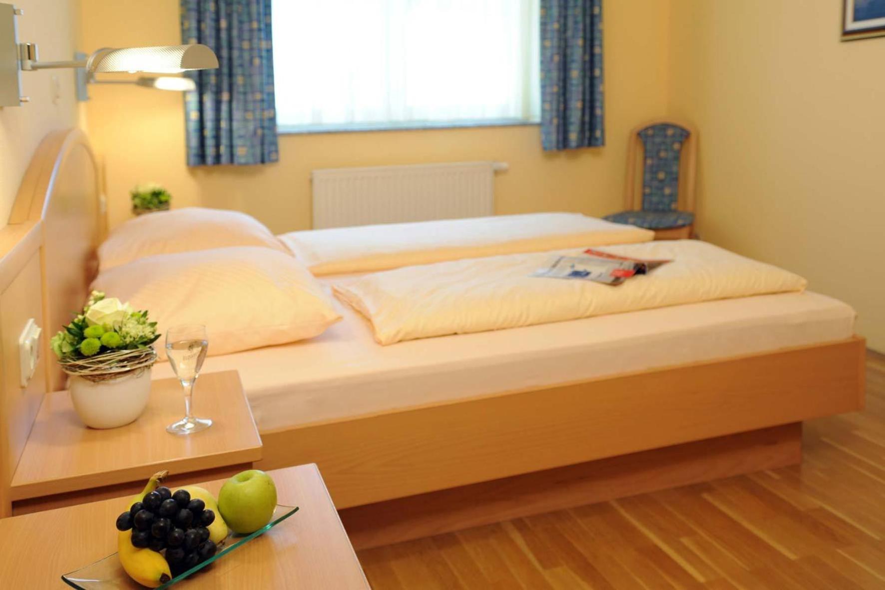 Hotel & Restaurant Hugenottengarten Friedrichsdorf Dış mekan fotoğraf