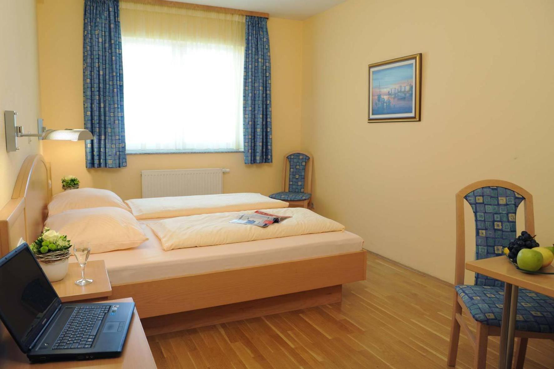 Hotel & Restaurant Hugenottengarten Friedrichsdorf Dış mekan fotoğraf