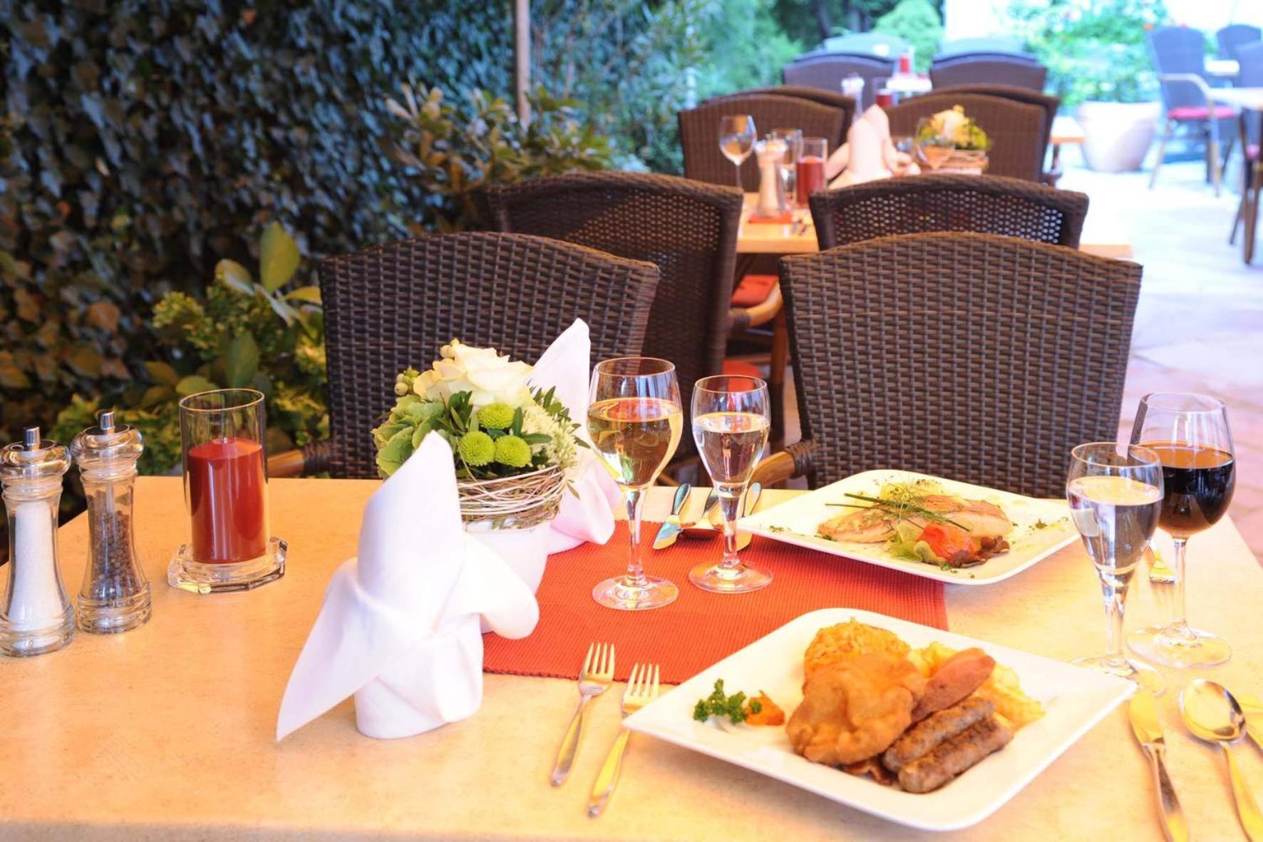 Hotel & Restaurant Hugenottengarten Friedrichsdorf Dış mekan fotoğraf