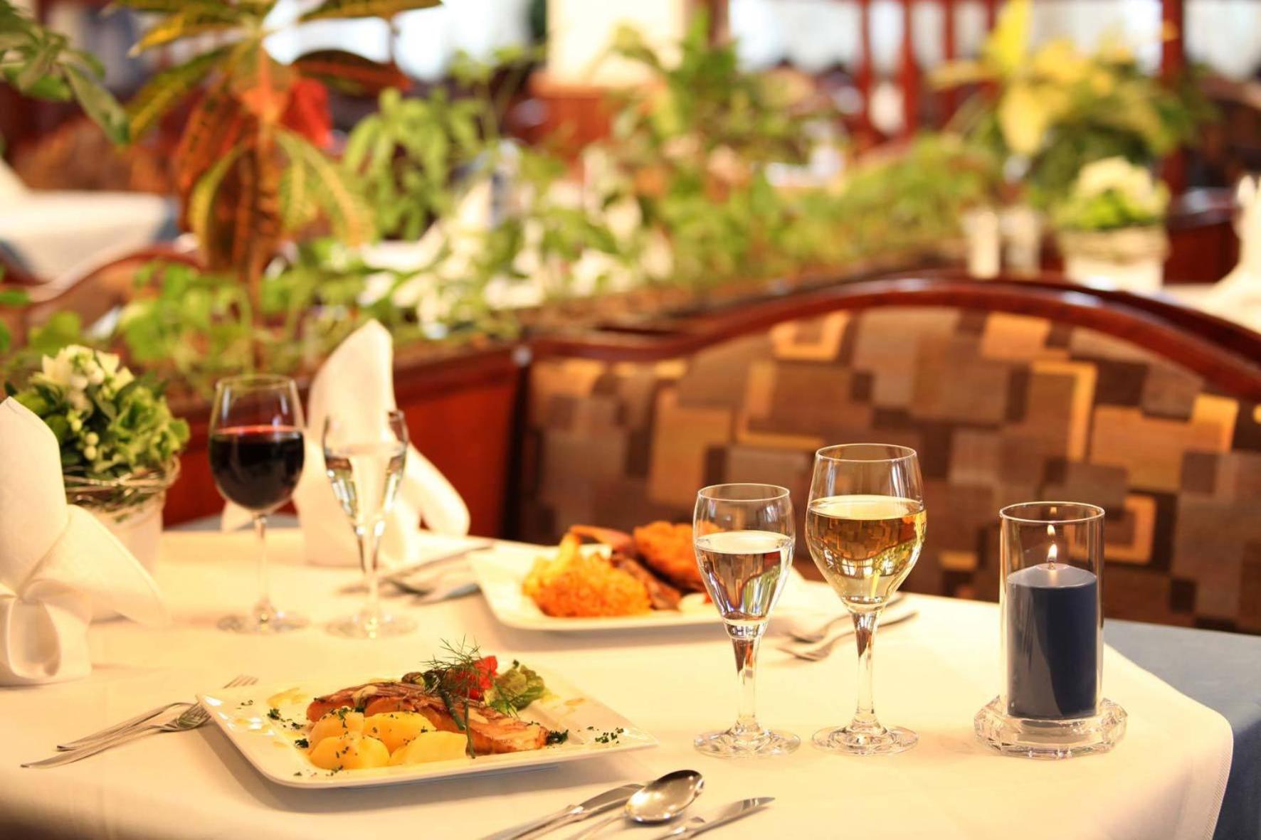 Hotel & Restaurant Hugenottengarten Friedrichsdorf Dış mekan fotoğraf